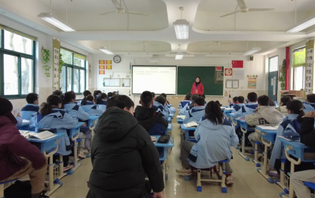 教授小学课程深化学前教育教研变革改变名利化导向 教授小学课程深化学前教育教研变革改变名利化导向