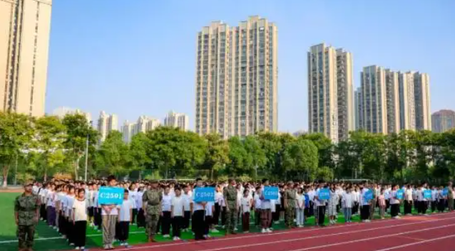 正悄然产生课堂内的改革与体育赛场的突破同样令人振奋 正悄然产生课堂内的改革与体育赛场的突破同样令人振奋
