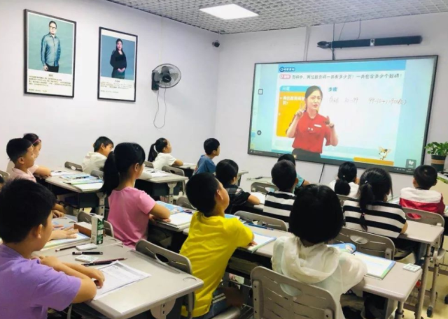 教育课程内容AI教学能力与开展新兴工业未来工业还不完全匹配
